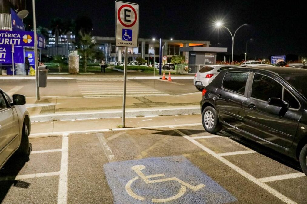 DF: vagas prioritárias terão novas regras e símbolos de acessibilidade