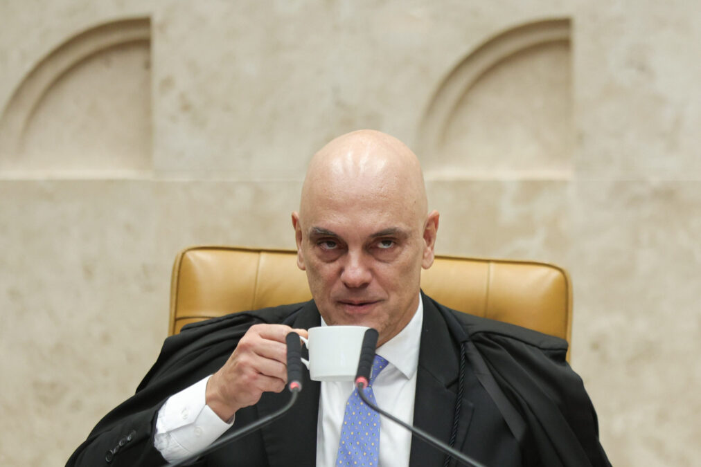 Moraes diz que Judiciário precisa de humildade para “aceitar críticas”