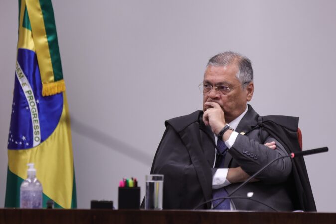 dino-segue-moraes-e-vota-para-condenar-5-dos-7-pms-do-8/1