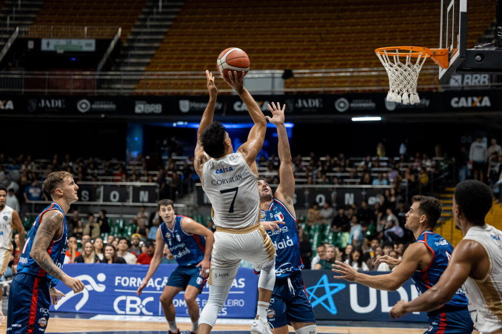 nbb:-brasilia-vence-fortaleza-e-chega-a-sexta-vitoria-seguida