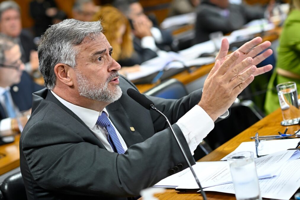 Paulo Pimenta rebate ataques a Lulinha na CPMI do INSS: “Leviandade”