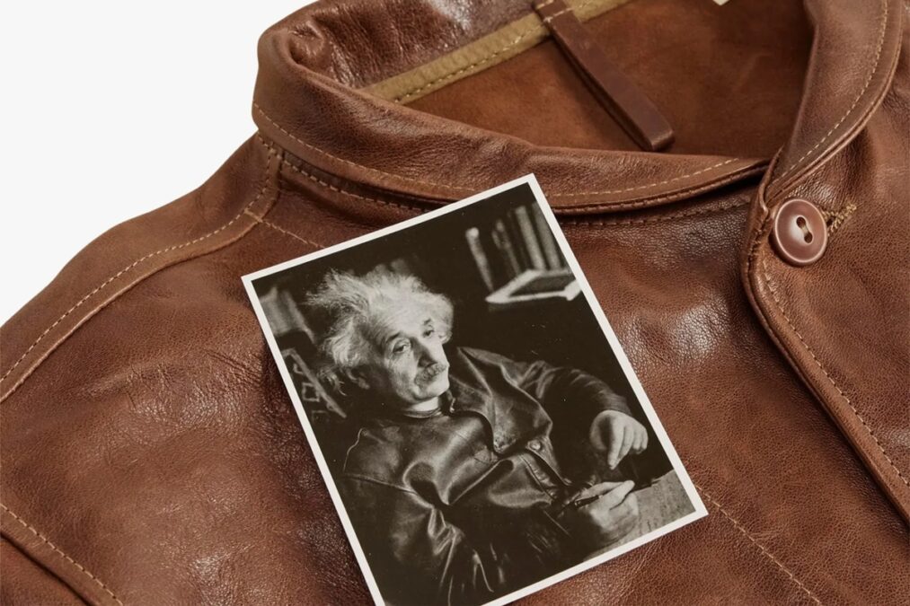 Jaqueta de Albert Einstein é relançada pela Levi’s com cheiro de tabaco