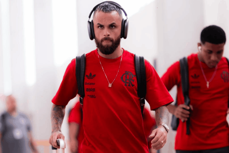 com-jogadores-da-base-e-michael,-flamengo-divulga-escalacao.-confira