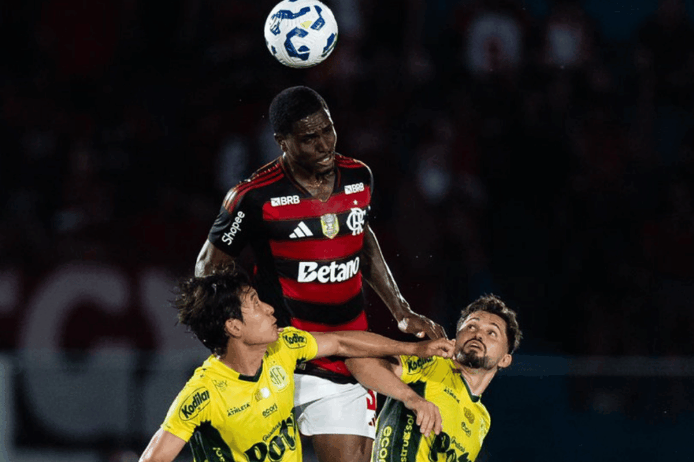 Brasileirão: com chuva de gols, Mirassol e Flamengo empatam no Maião