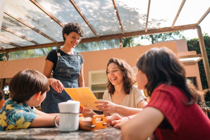 camara-de-santos-aprova-lei-que-obriga-cardapio-fisico-em-restaurantes