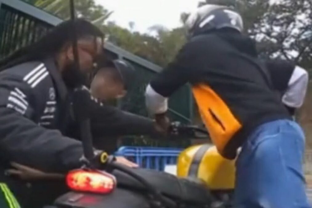 Cantor Rael tem moto roubada na saída do Parque Villa-Lobos