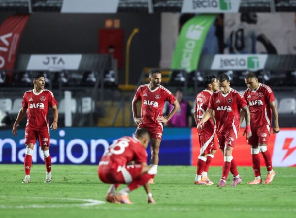 internacional-divulga-escalacao-para-duelo-contra-o-rb-bragantino