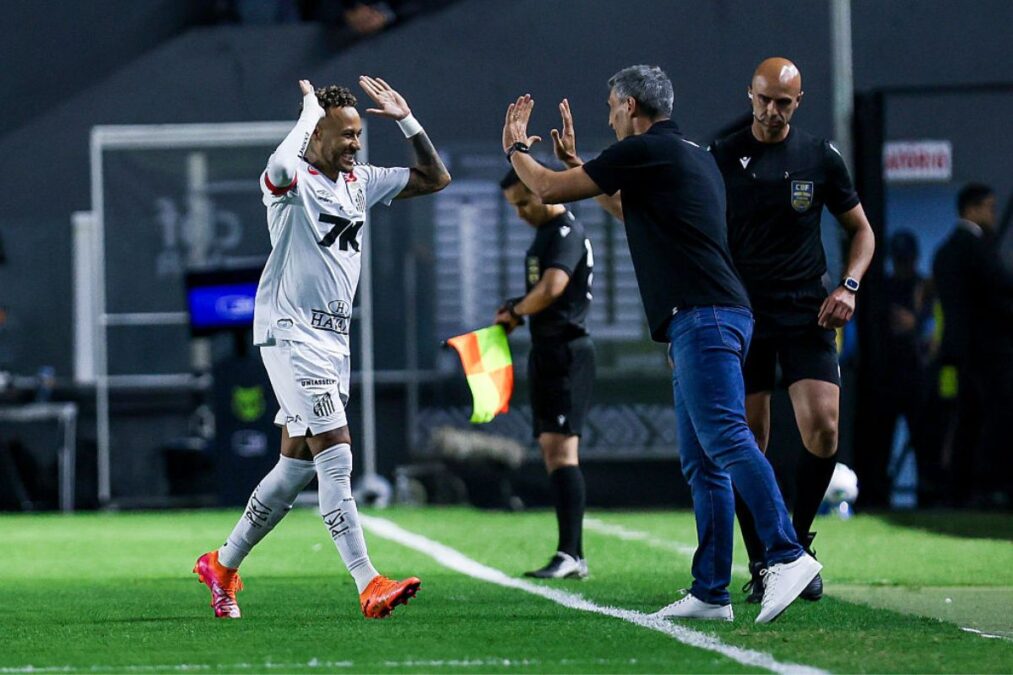 Com Neymar, Santos confirma escalação para jogo contra o Cruzeiro