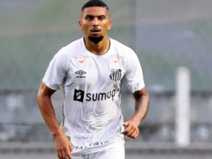 jogador-de-futebol,-ex-santos,-e-detido-em-flagrante-por-estupro-em-salvador