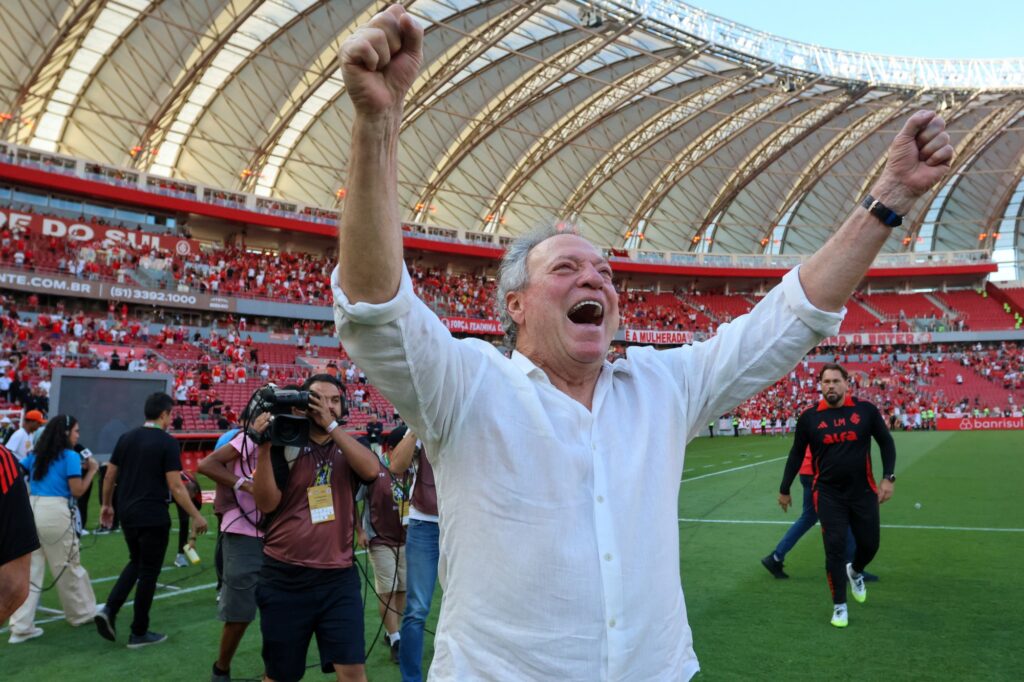 permanencia-do-inter-foi-“mais-importante-que-mundial”,-diz-abel-braga