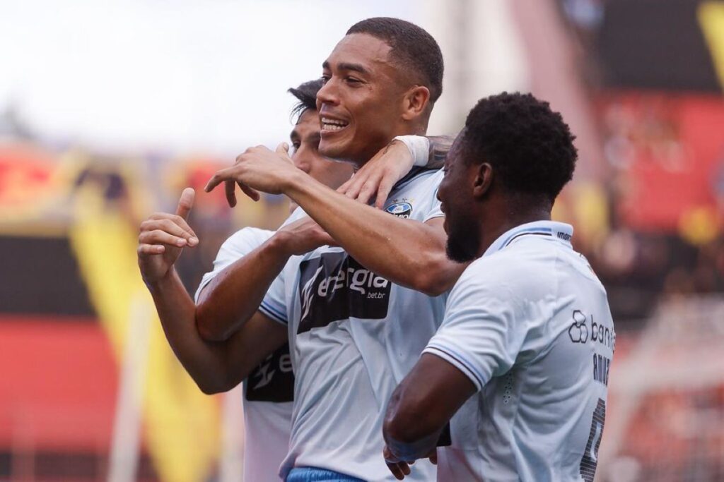 gremio-goleia-sport-fora-de-casa-e-termina-o-brasileirao-em-nono