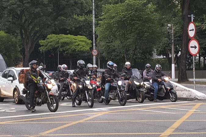 liderancas-querem-que-apps-paguem-taxas-e-custos-do-mototaxi-em-sp