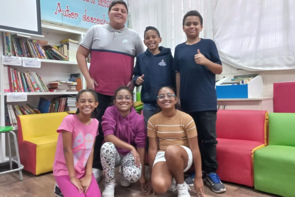 com-celular-proibido,-alunos-trocam-chatgpt-por-perguntas-ao-professor