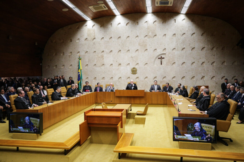 Em reação ao STF, Senado estuda PEC para fazer indicação de ministros