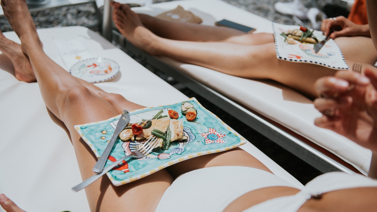 5 alimentos para reduzir inchaço e gordura da barriga a tempo do verão