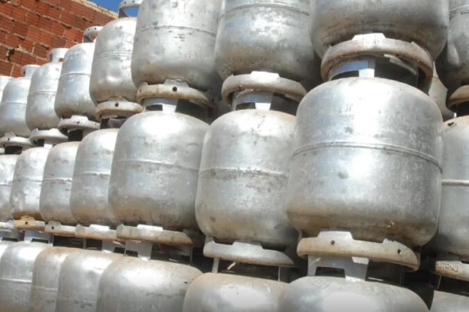 auxilio-gas:-beneficiarios-com-nis-final-1-recebem-beneficio-nesta-4a