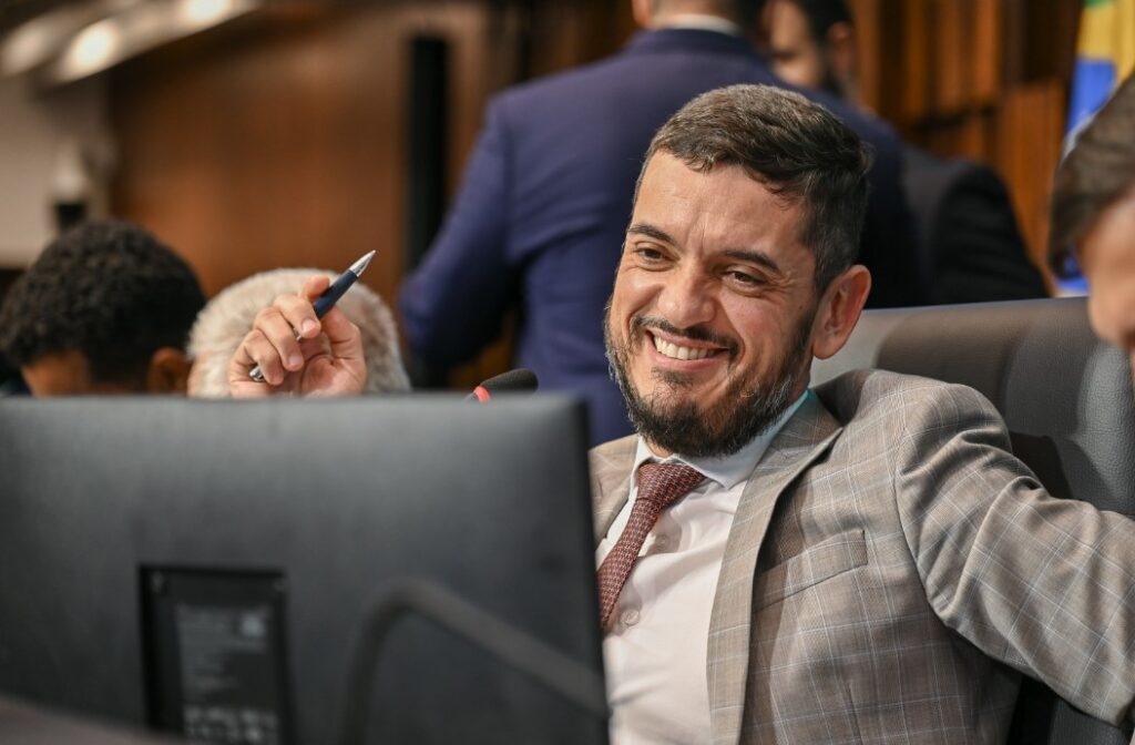 a-anatomia-da-impunidade:-o-caso-rodrigo-bacellar