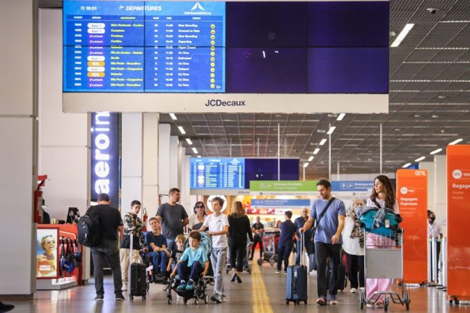 df-tem-17-voos-cancelados-e-8-atrasados-devido-a-ciclone-em-sao-paulo