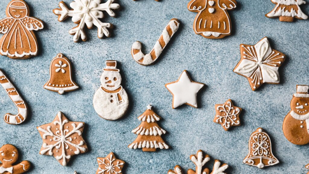 biscoito-natalino-amanteigado-com-glace-para-decorar