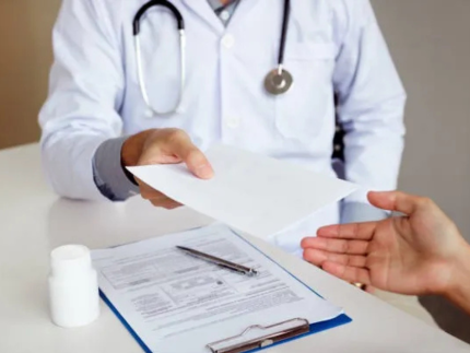 cfm-nega-que-atestados-medicos-em-papel-serao-extintos