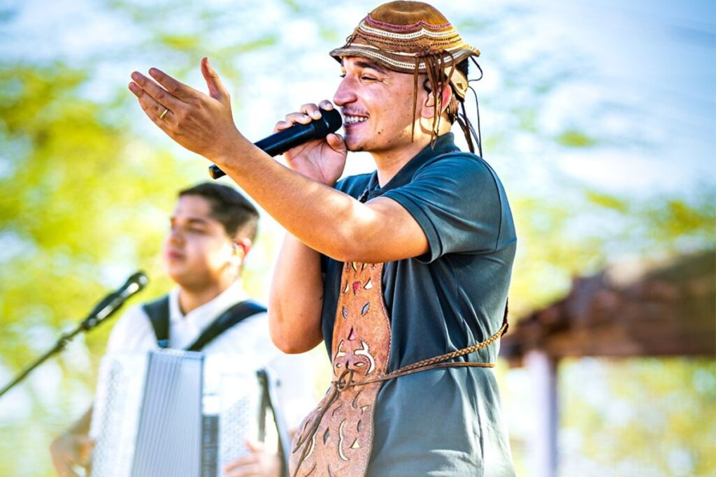 joao-gomes,-puppy-yoga-e-cinema-de-periferia:-o-final-de-semana-em-sp