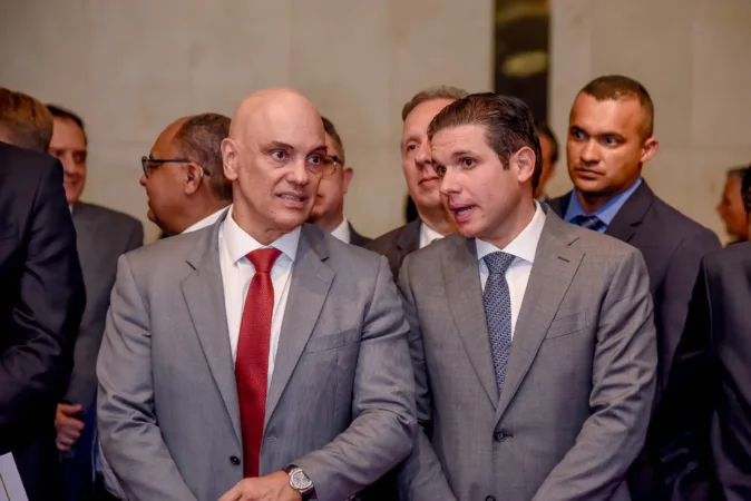 decisao-de-moraes-sobre-zambelli-abre-nova-crise-entre-poderes