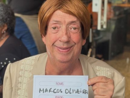 marcos-oliveira,-o-beicola,-revela-desejo-de-natal-em-campanha-do-retiro-dos-artistas