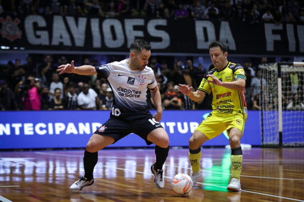 corinthians-e-jaragua-disputam-final-da-liga-nacional-de-futsal