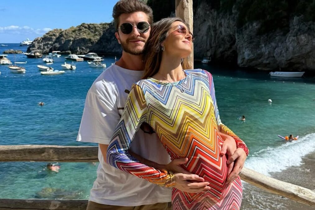 Nasce a filha de Camila Queiroz e Klebber Toledo; casal revela nome