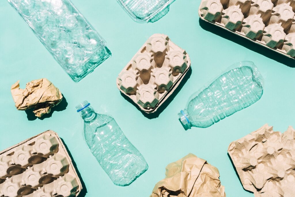 saiba-o-que-e-um-material-biodegradavel-e-por-que-nem-tudo-se-decompoe