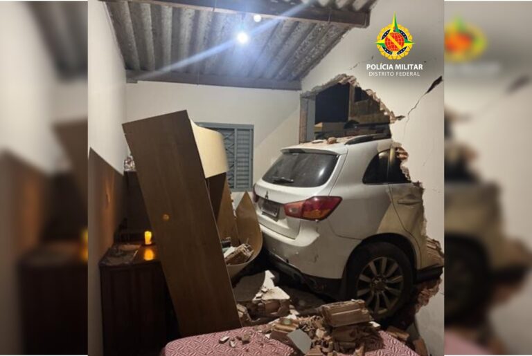 condutora-bebada-e-sem-cnh-perde-controle-de-carro-e-invade-casa-no-df