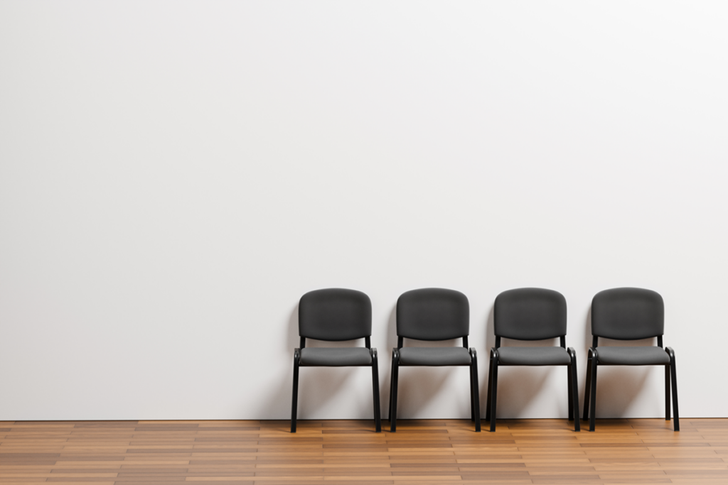 “teoria-da-cadeira”-leva-mulheres-a-repensarem-seus-relacionamentos