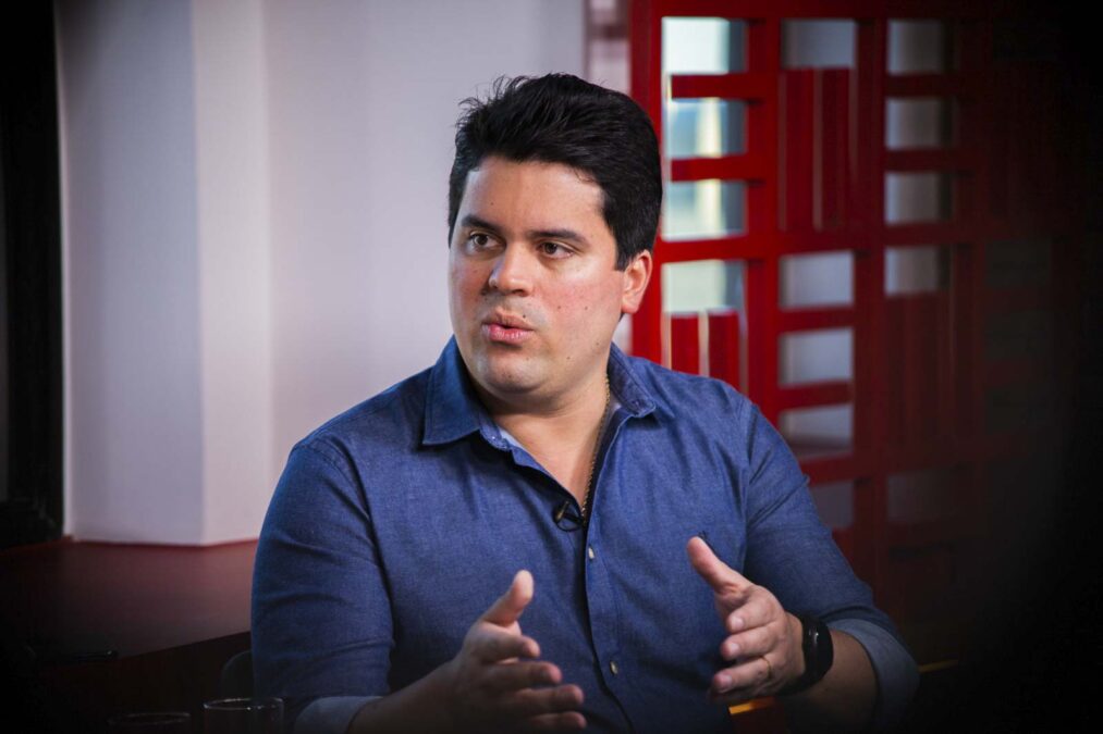 Quanto ganhava funcionária fantasma empregada por André Fufuca