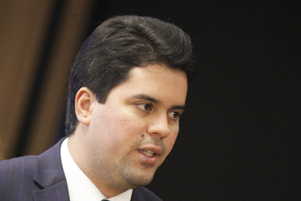 André Fufuca empregou fantasma na Câmara e TCU avalia punição