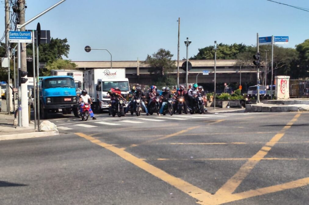 Vias próximas à Marginal são campeãs de roubo de celular. Veja lista
