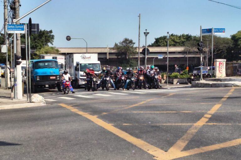 vias-proximas-a-marginal-sao-campeas-de-roubo-de-celular.-veja-lista