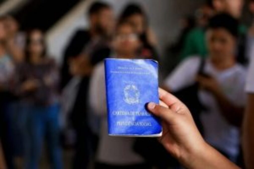 Semana começa com cerca de 500 vagas nas agências do trabalhador no DF