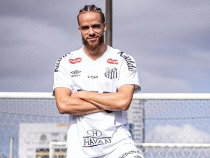 billal-mal-entrou:-atacante-e-liberado-e-deve-deixar-o-santos-apos-so-26-minutos-em-campo