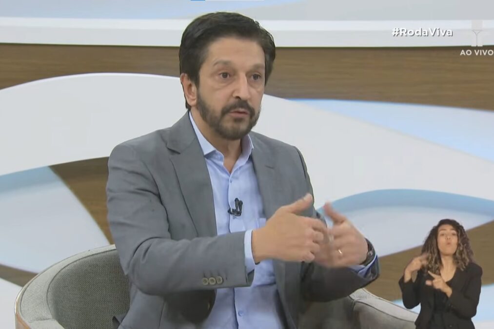 Nunes: Tarcísio tem mais condições de “trazer o centro” do que Flávio
