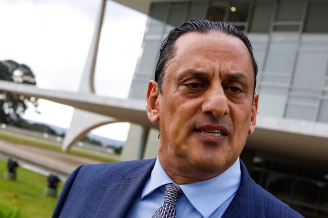 ex-advogado-de-bolsonaro-e-condenado-por-chamar-atendente-de-“macaca”