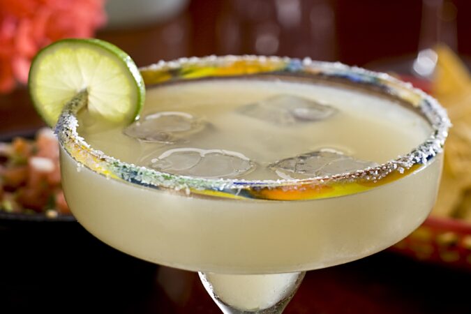margarita:-potente,-este-drinque-classico-mexicano-vai-bombar-na-ceia