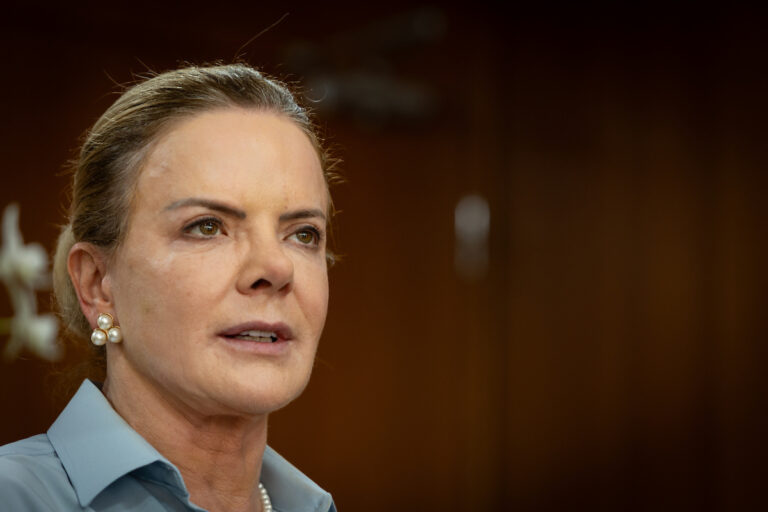 gleisi-sobre-lideranca-do-governo-apos-dosimetria-passar:-“lamentavel”