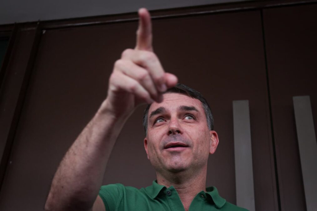 Flávio Bolsonaro após aprovação do PL da Dosimetria: “Primeiro degrau”