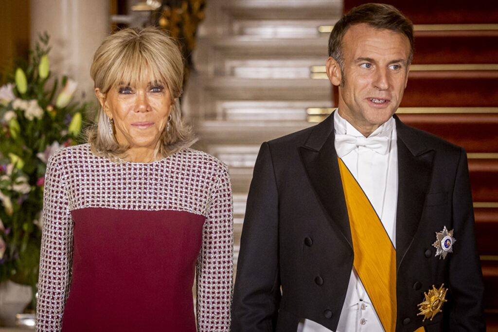 esposa-de-macron-e-processada-por-xingar-feministas-de-“vadias-estupidas”