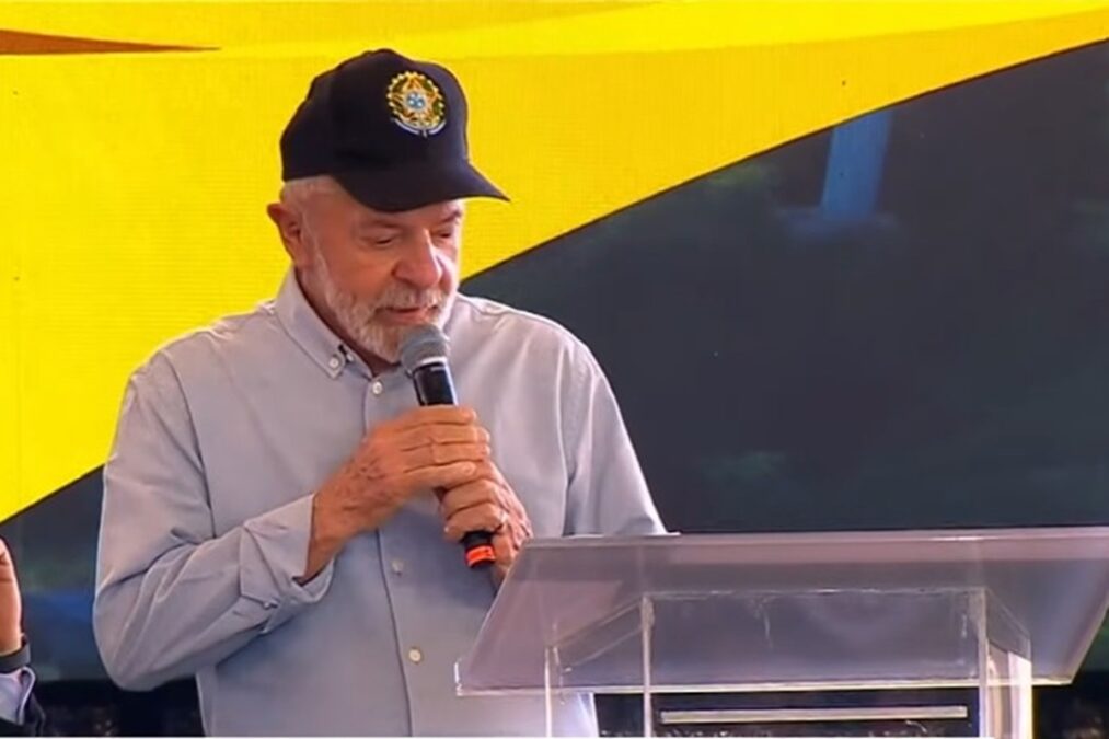 Lula se irrita após queda de energia durante agenda em Foz do Iguaçu