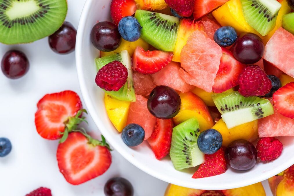 Fruta ajuda a saúde cardiovascular e pode reduzir risco de infarto