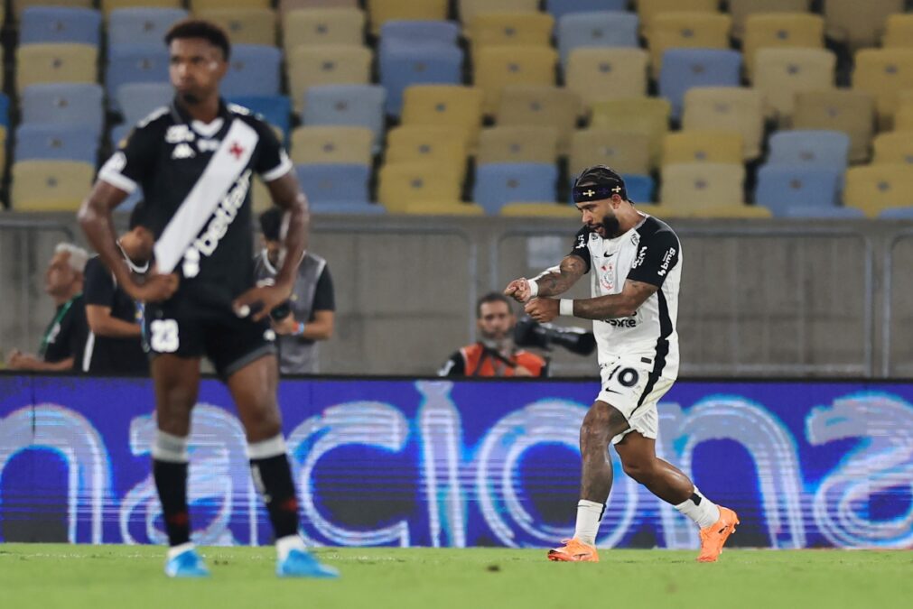 Herói do Corinthians na Copa do Brasil, Depay conquista 10º título