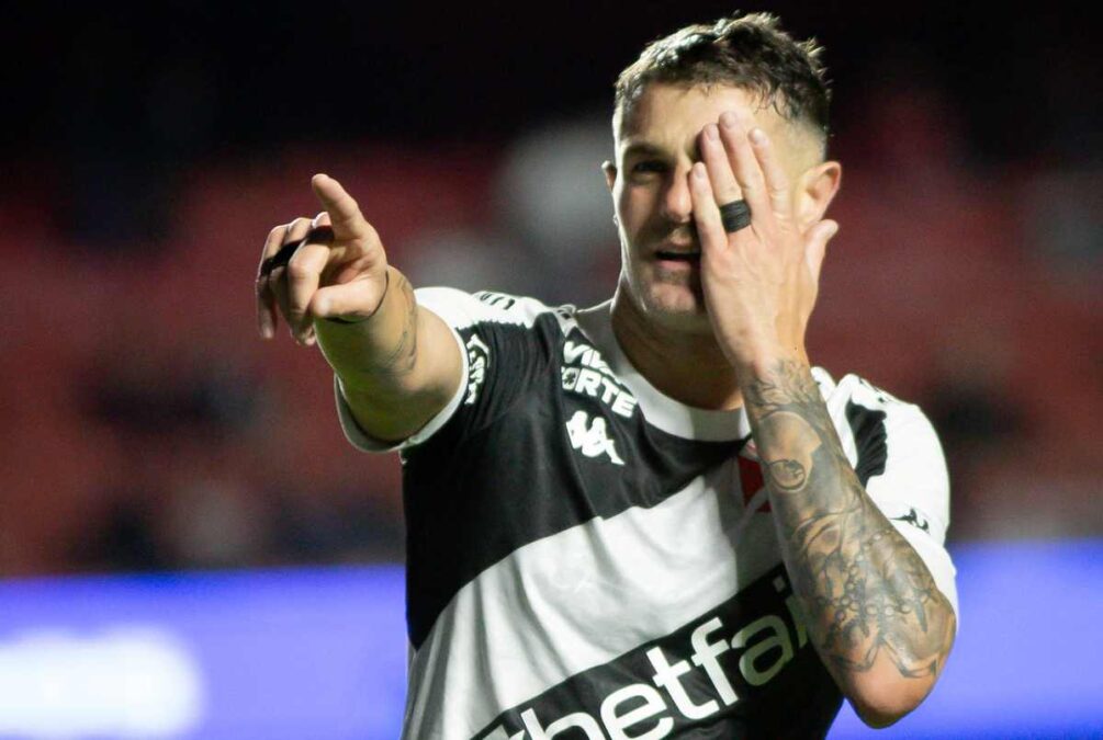 Vegetti fecha 2025 como artilheiro do futebol brasileiro; veja lista