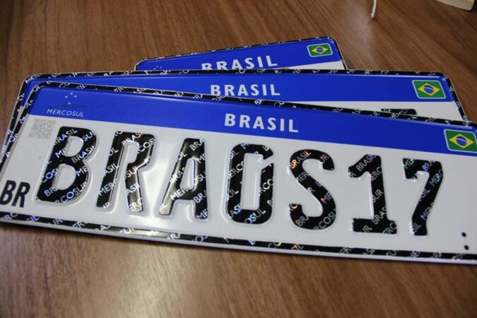sp-tem-surto-de-placas-adulteradas,-e-prefeitura-avanca-em-apreensoes