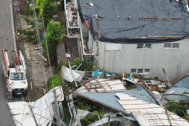 defesa-civil-confirma-tornado-apos-temporal-destruir-casas-no-rs